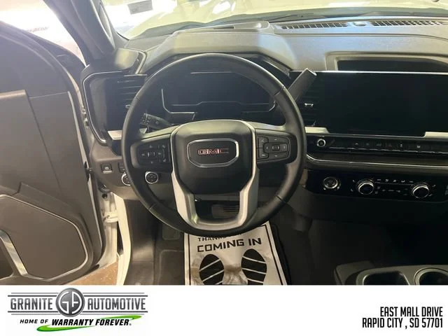 2024 GMC Sierra 1500 SLT - Photo 21