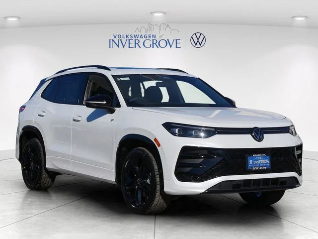 New 2026 White/off-white Volkswagen 2.0T SE R-Line Black image 1