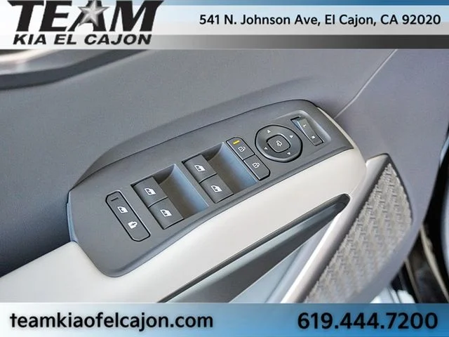 New 2026 Black Kia Wind image 31