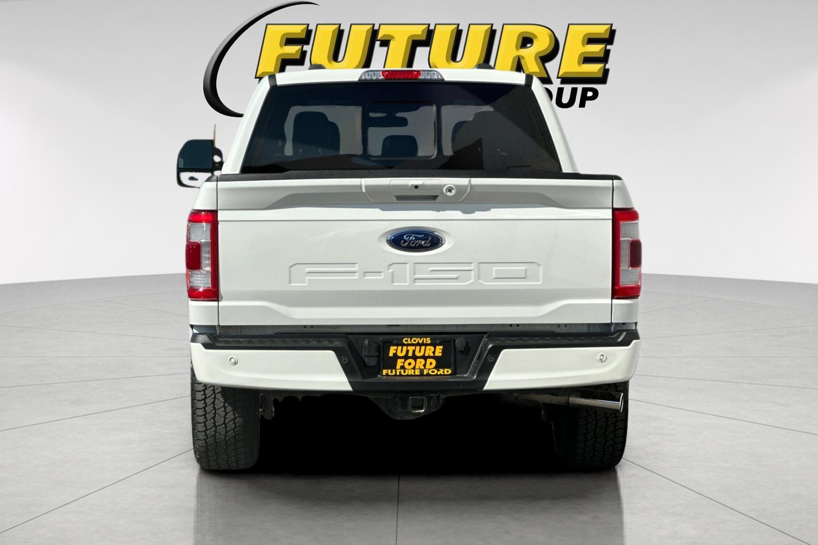Used 2023 White Ford Lariat image 4