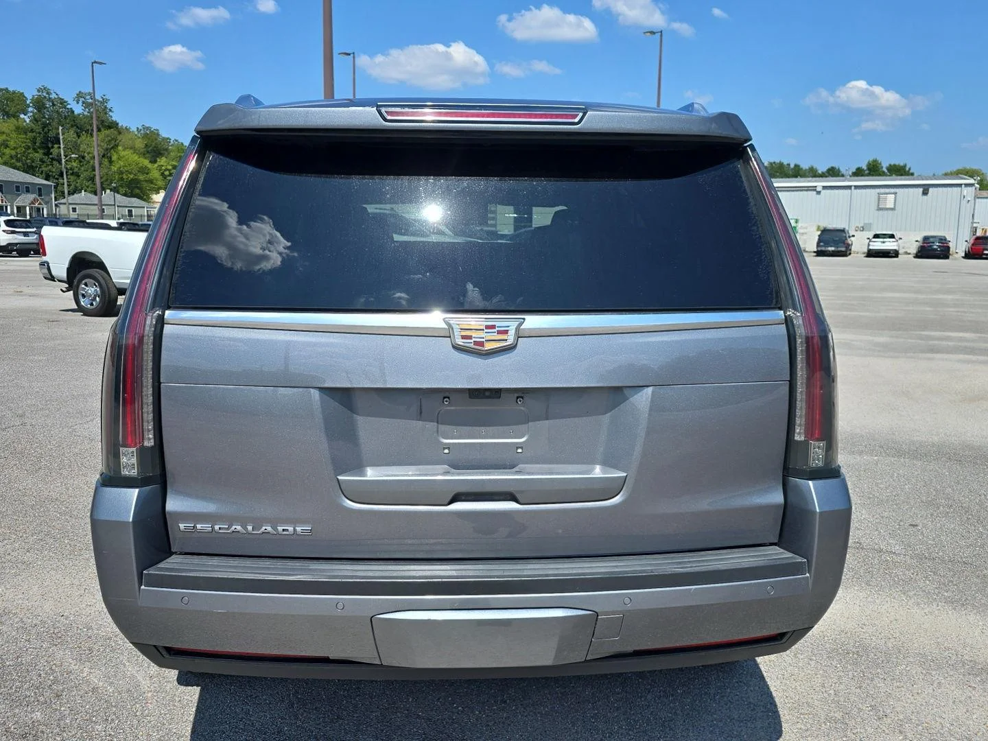 Used 2020 Satin Steel Metallic Cadillac Luxury image 4