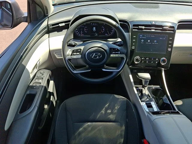 Used 2023 Gray Hyundai SEL image 11