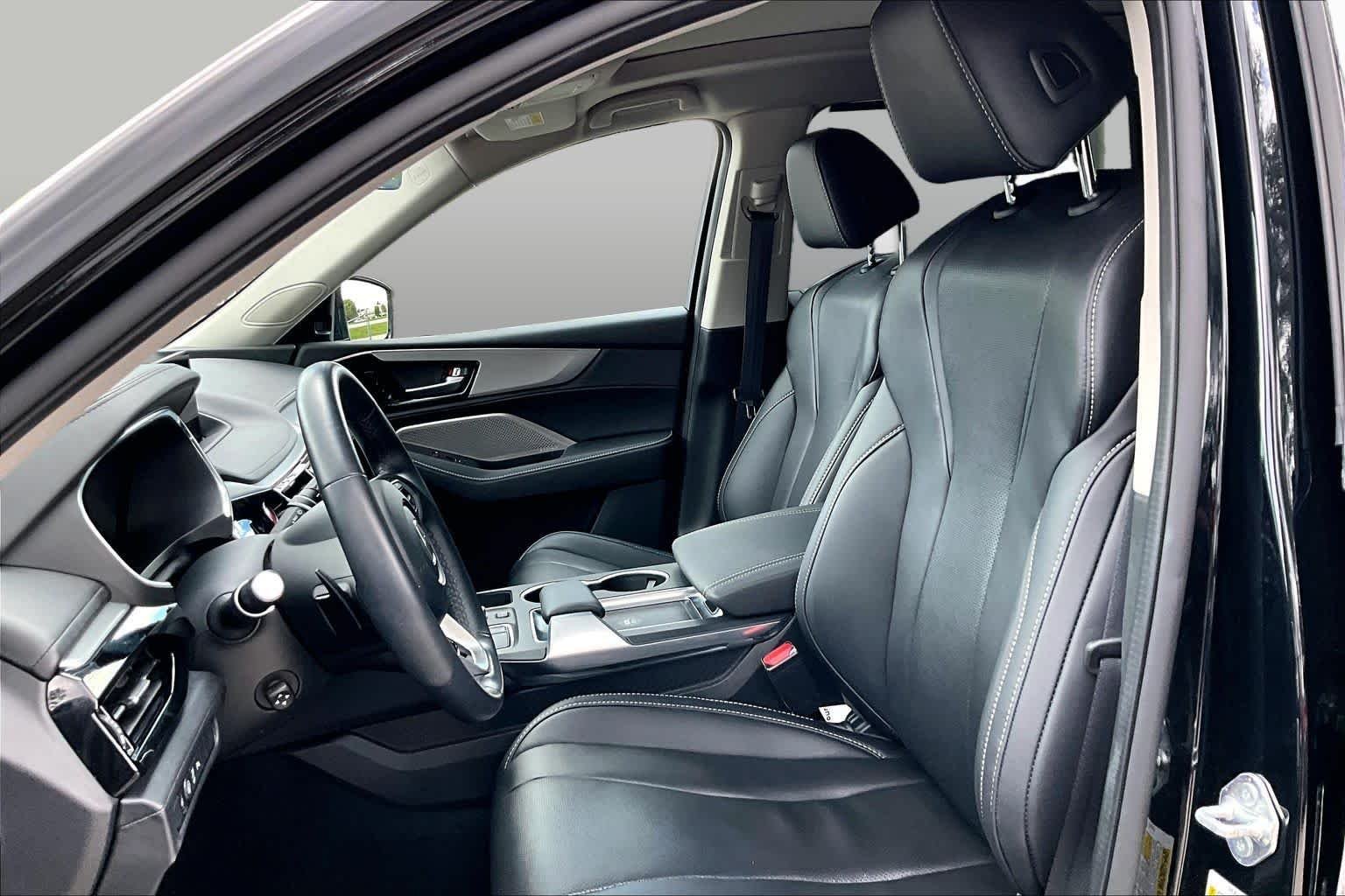 Used 2023 Majestic Black Pearl Acura w/Technology Package image 8