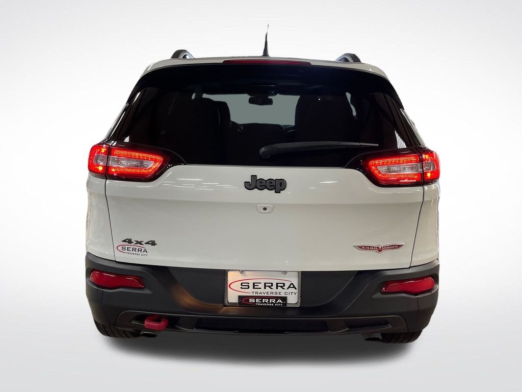 Used 2014 White Jeep Trailhawk image 4
