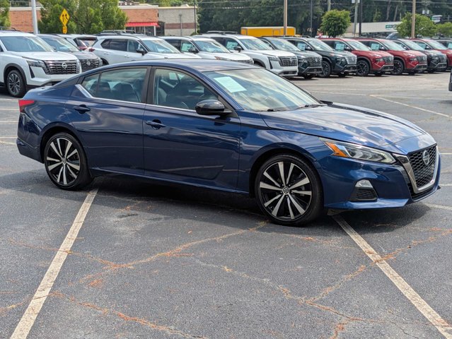 2022 Nissan Altima 2.5 SR