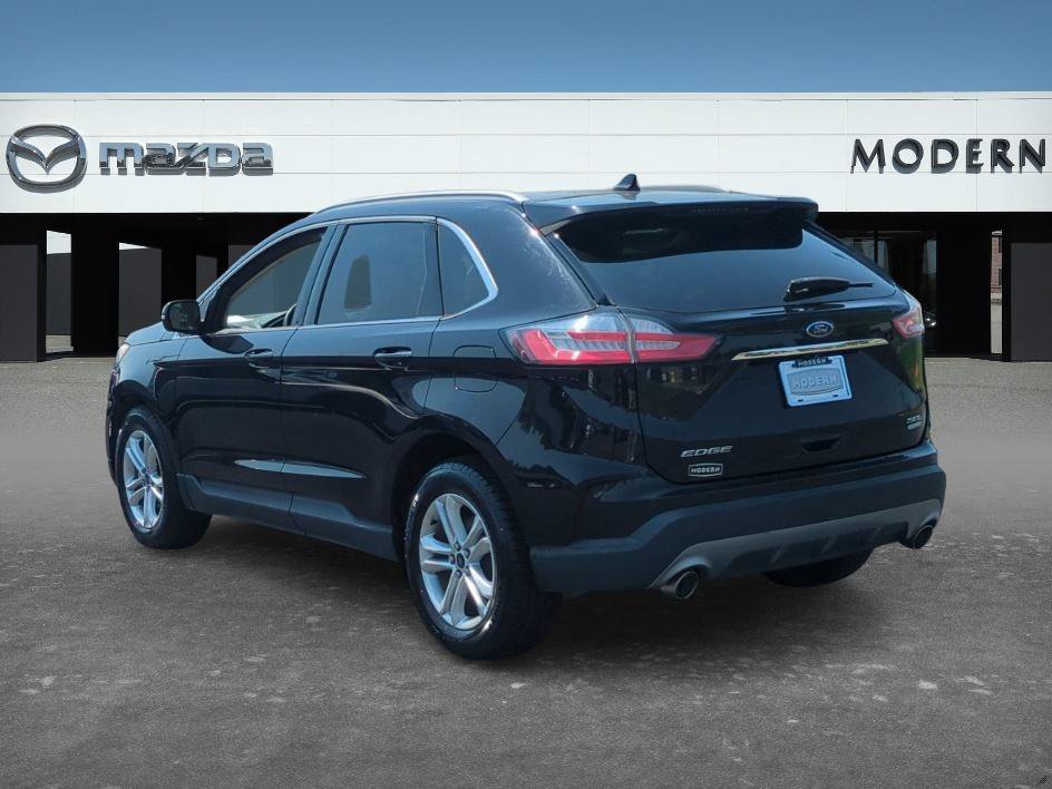 Used 2020 Black Ford SEL image 3