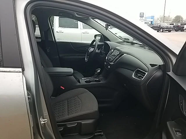 Used 2024 Gray Chevrolet LT image 30