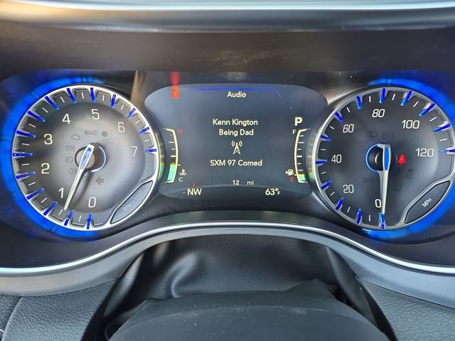 New 2026 Hydro Blue Pearl-Coat Exterior Paint Chrysler Limited image 29