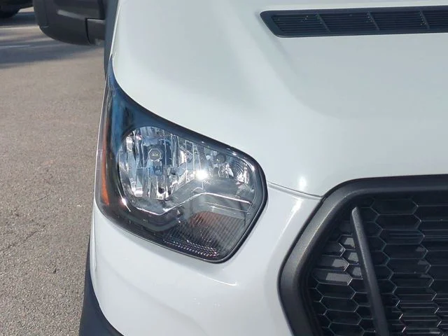 New 2026 Oxford White Ford Cargo Van image 10