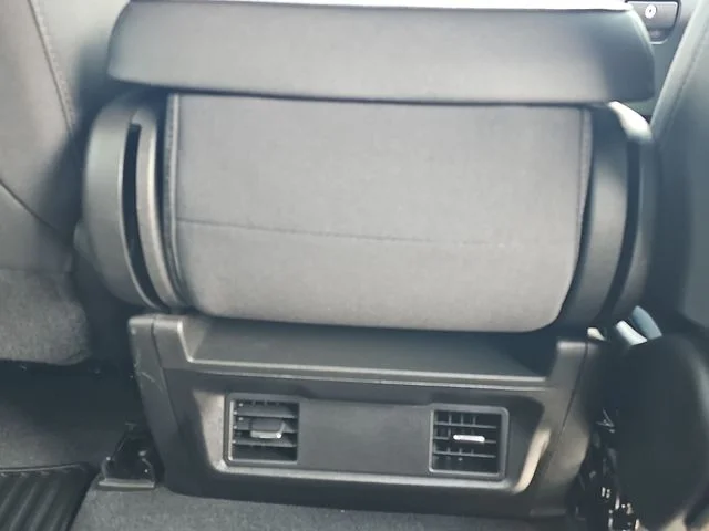 Used 2022 White Chevrolet Custom image 23