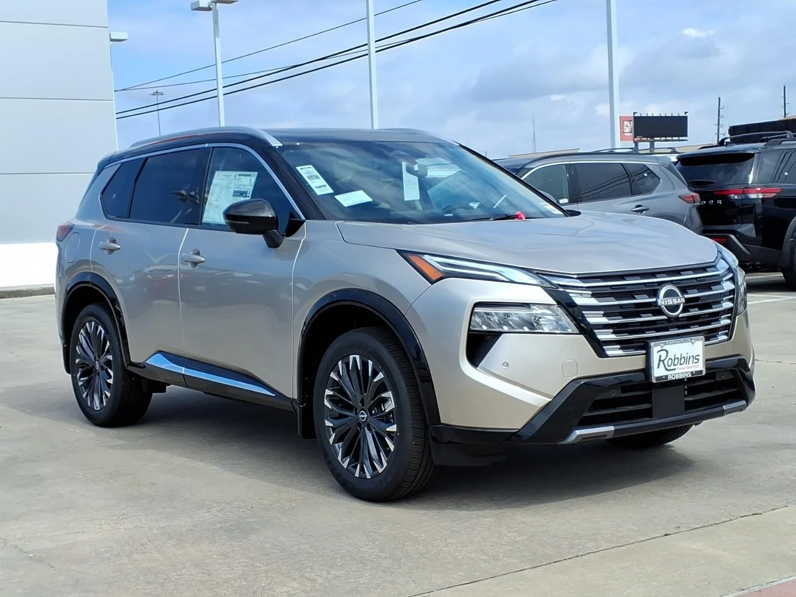 2026 Nissan Rogue Platinum Silver at Robbins Nissan