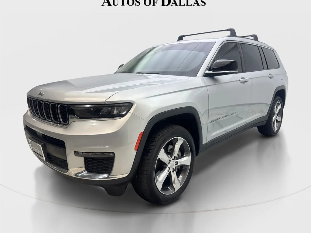 Used 2022 Silver Jeep Limited image 2