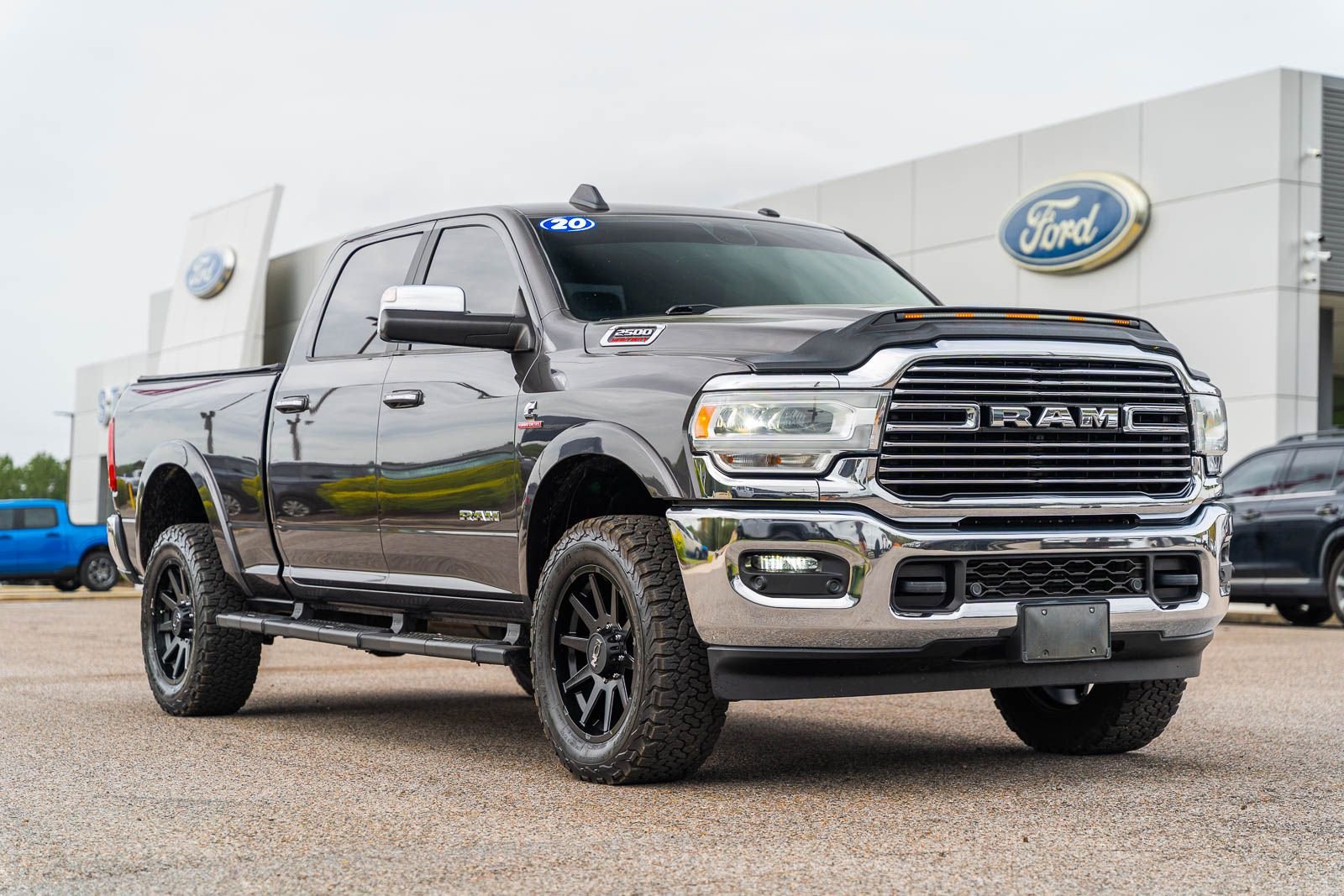 2020 RAM 2500 Laramie 4X4 Crew Cab SWB's photo