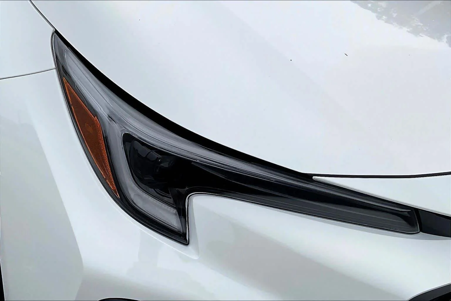 New 2027 Ice Cap Toyota SE image 13