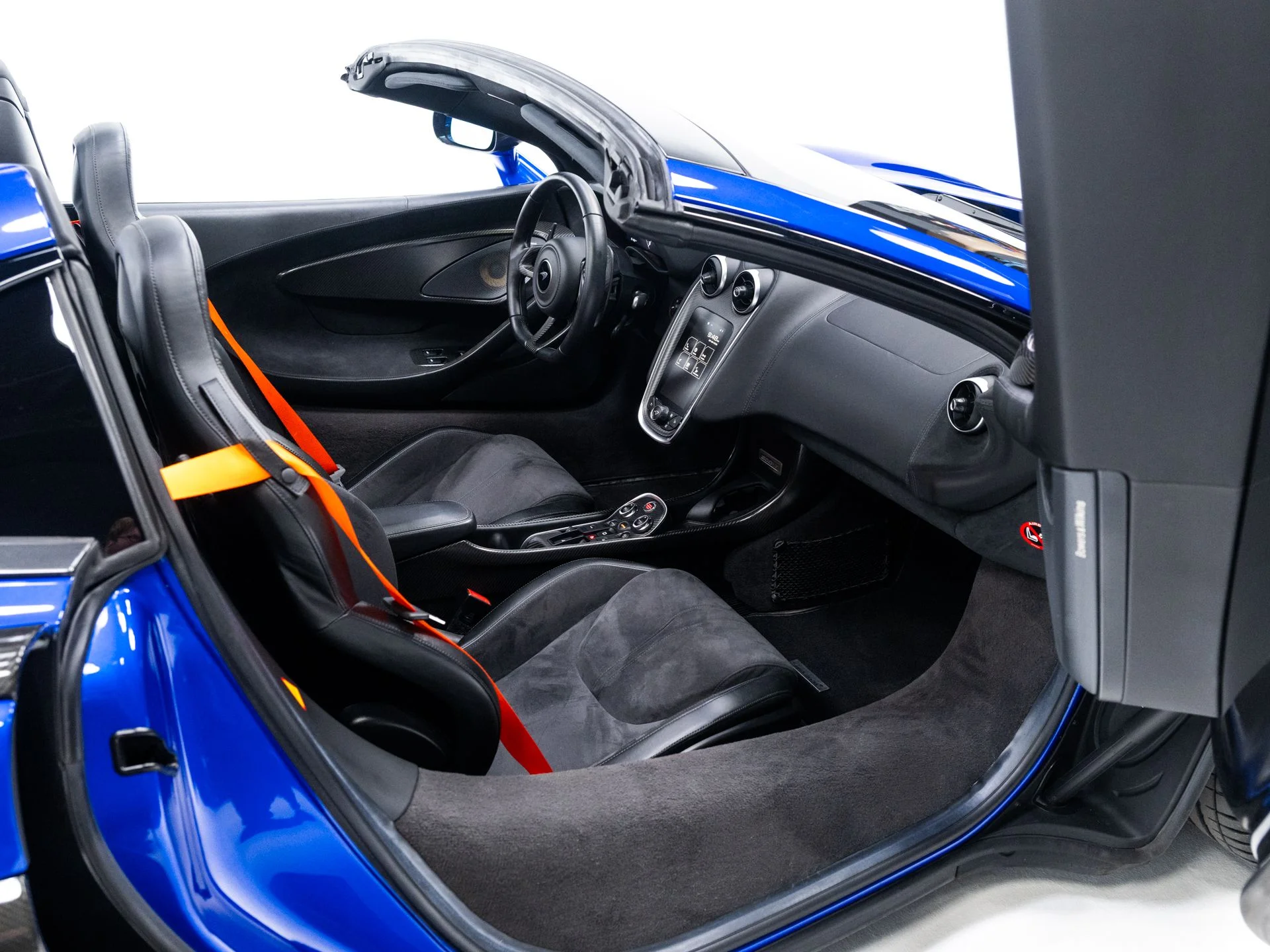 Used 2020 Burton Blue McLaren Spider image 42
