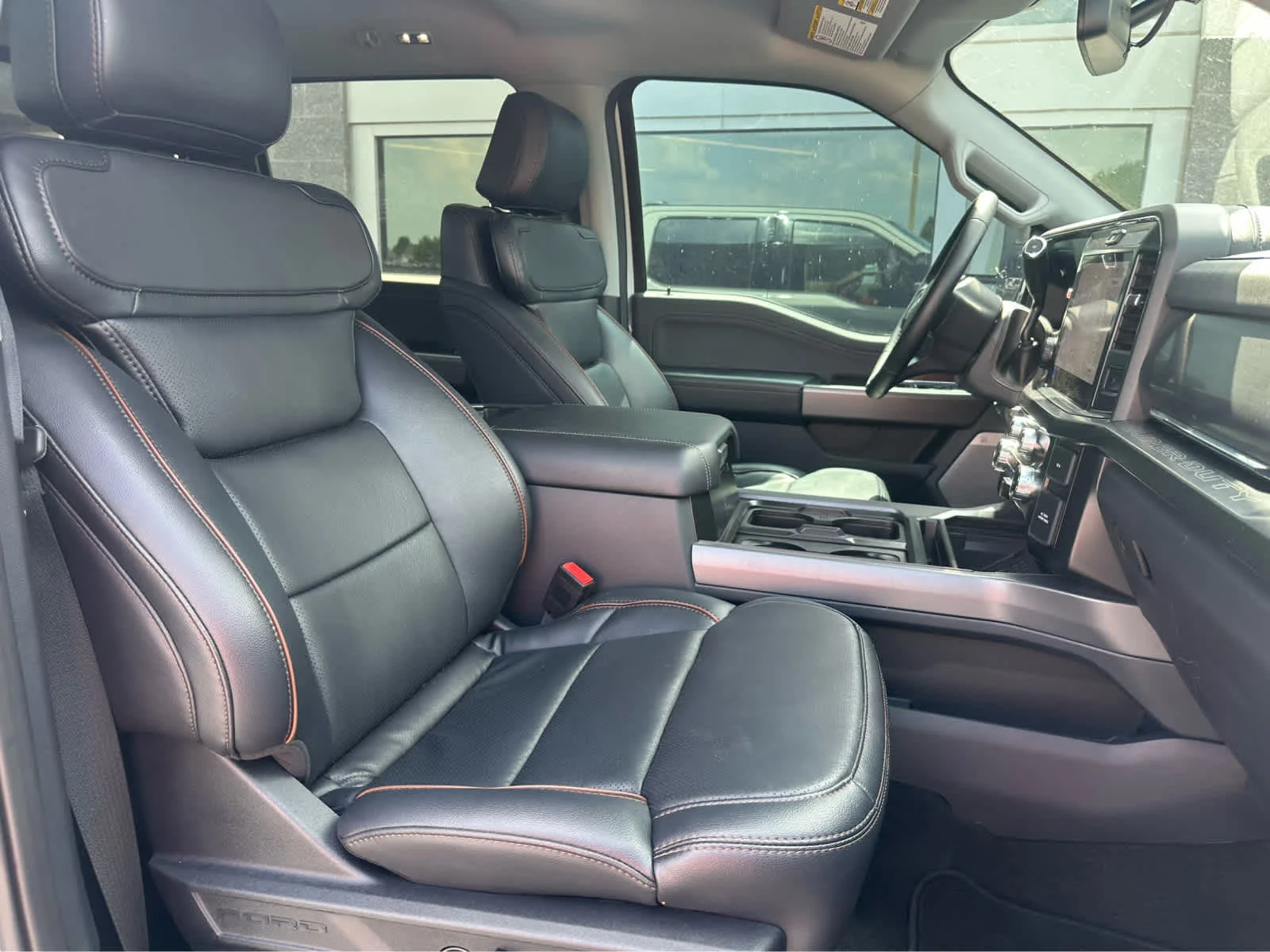 Used 2026 Avalanche Ford LARIAT image 12