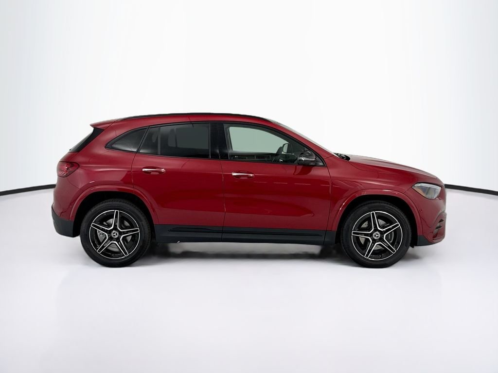 New 2026 MANUFAKTUR Patagonia Red Metallic Mercedes-Benz GLA 250 image 4