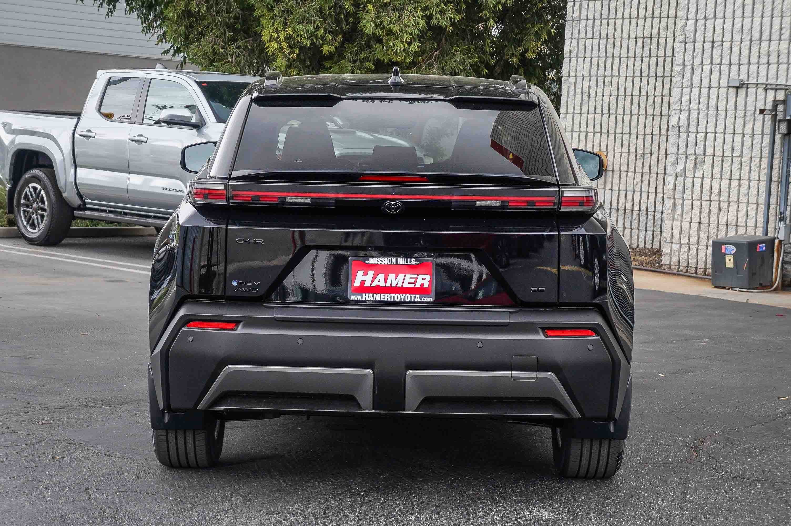 New 2026 Midnight Black Metallic Toyota SE image 5