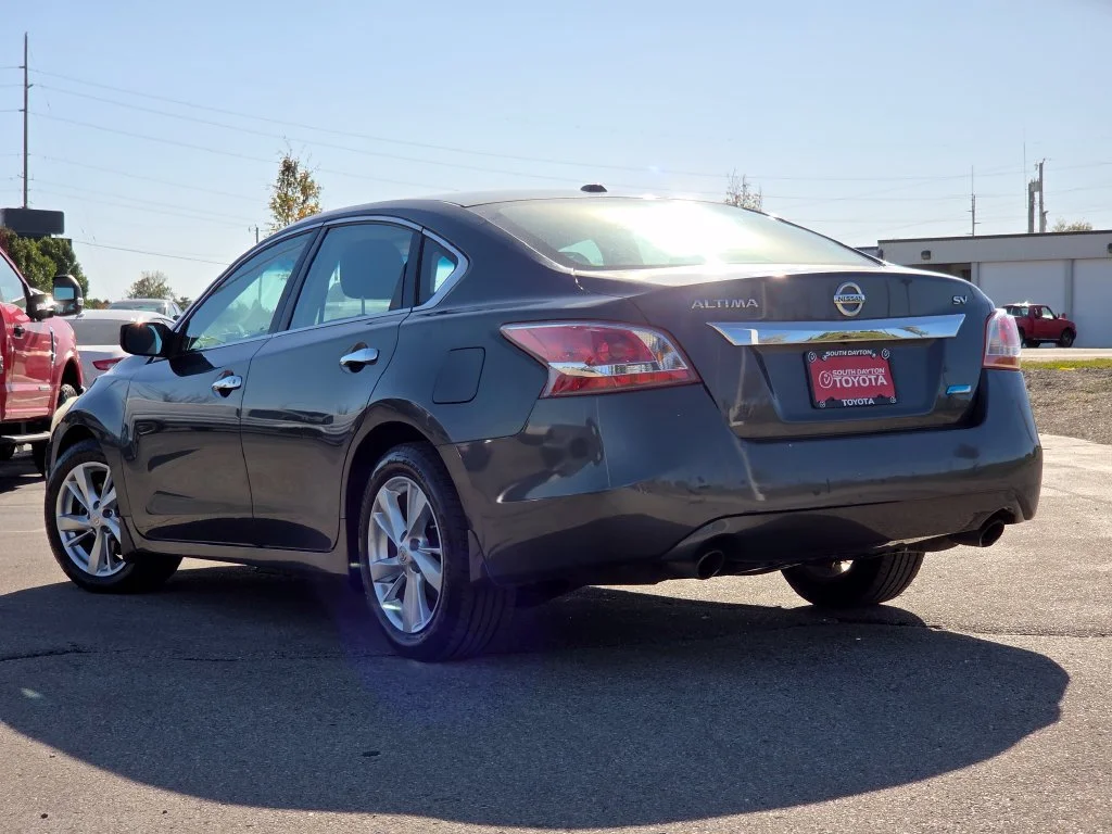 Used 2013 Metallic Slate Nissan 2.5 SV image 19
