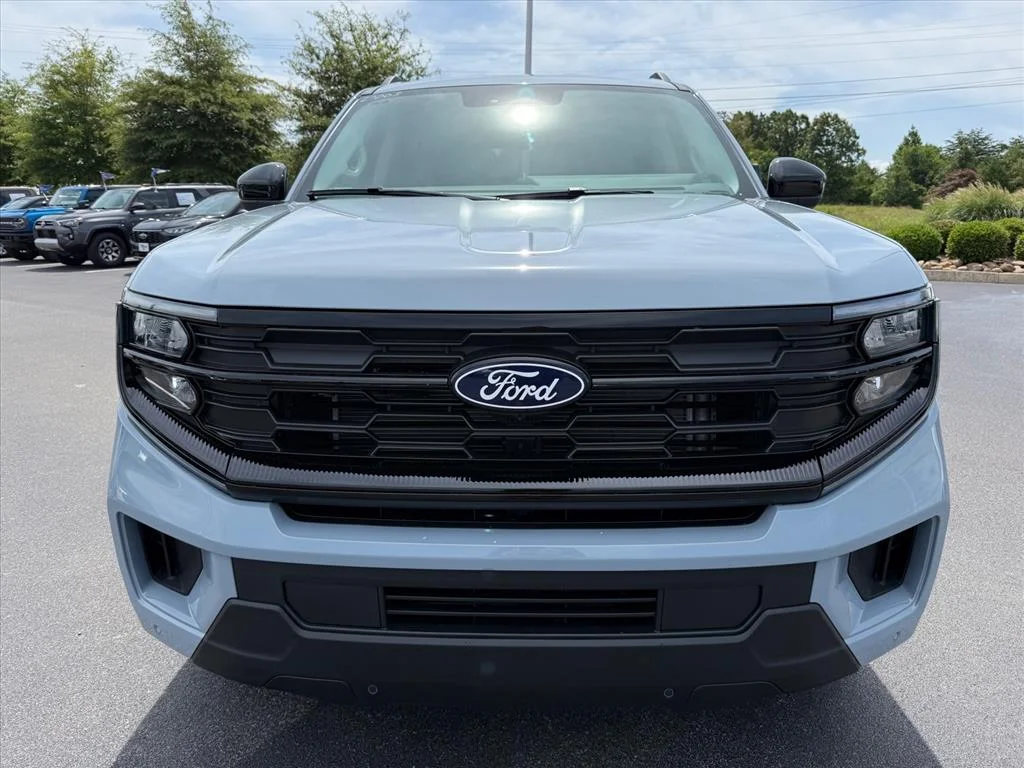 New 2027 Glacier Gray Metallic Tri-Coat Ford Active image 2