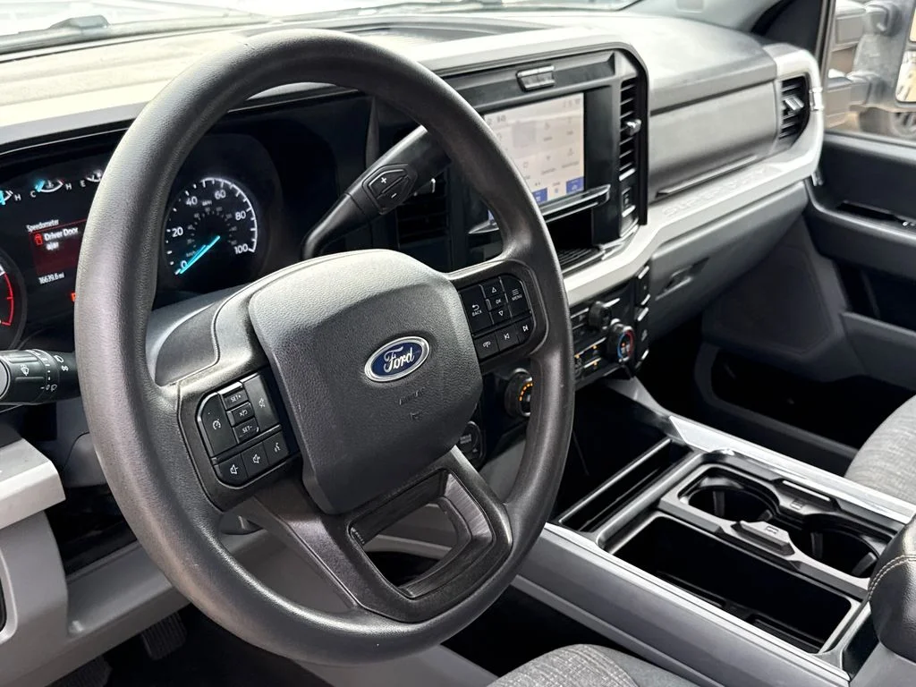 Used 2025 White Ford XLT image 16