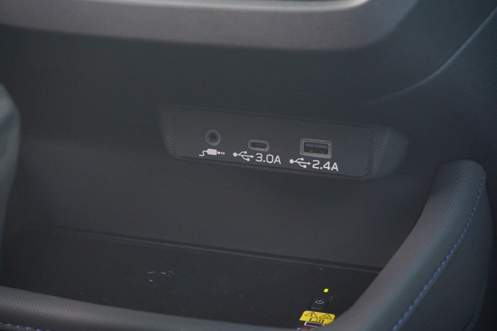 New 2026 CRYSTAL WHITE PEARL Subaru Premium Hybrid image 29
