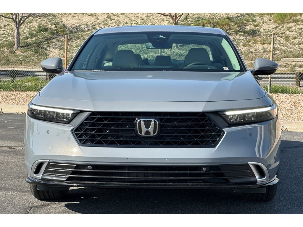 New 2026 Urban Gray Pearl Honda Touring image 10