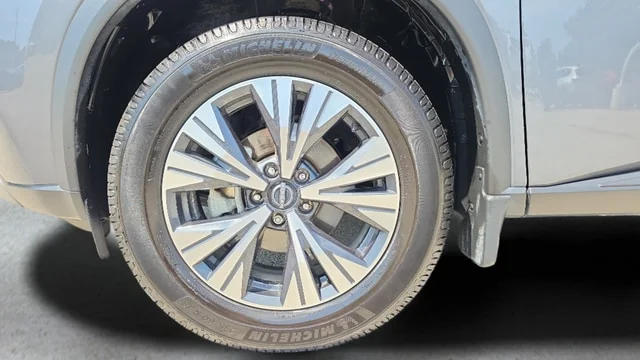 Used 2023 Gun Metallic Nissan SV image 43