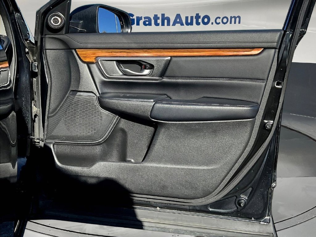 Used 2018 Black Honda Touring image 31