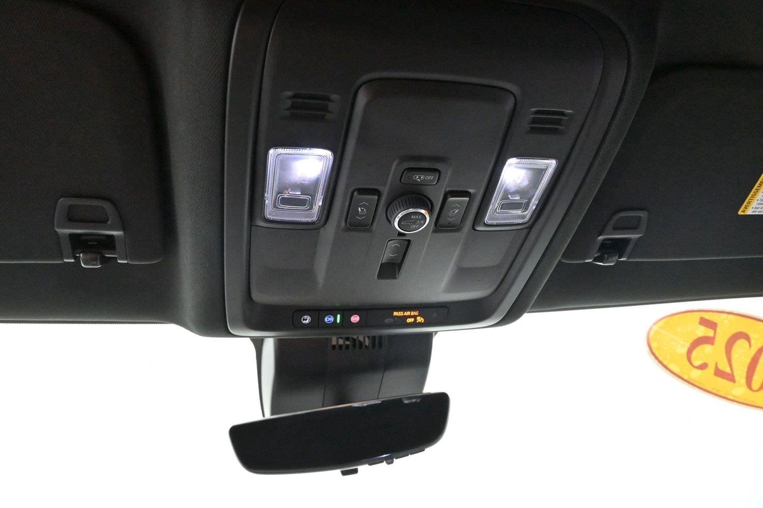 Used 2025 Black Chevrolet RST image 30