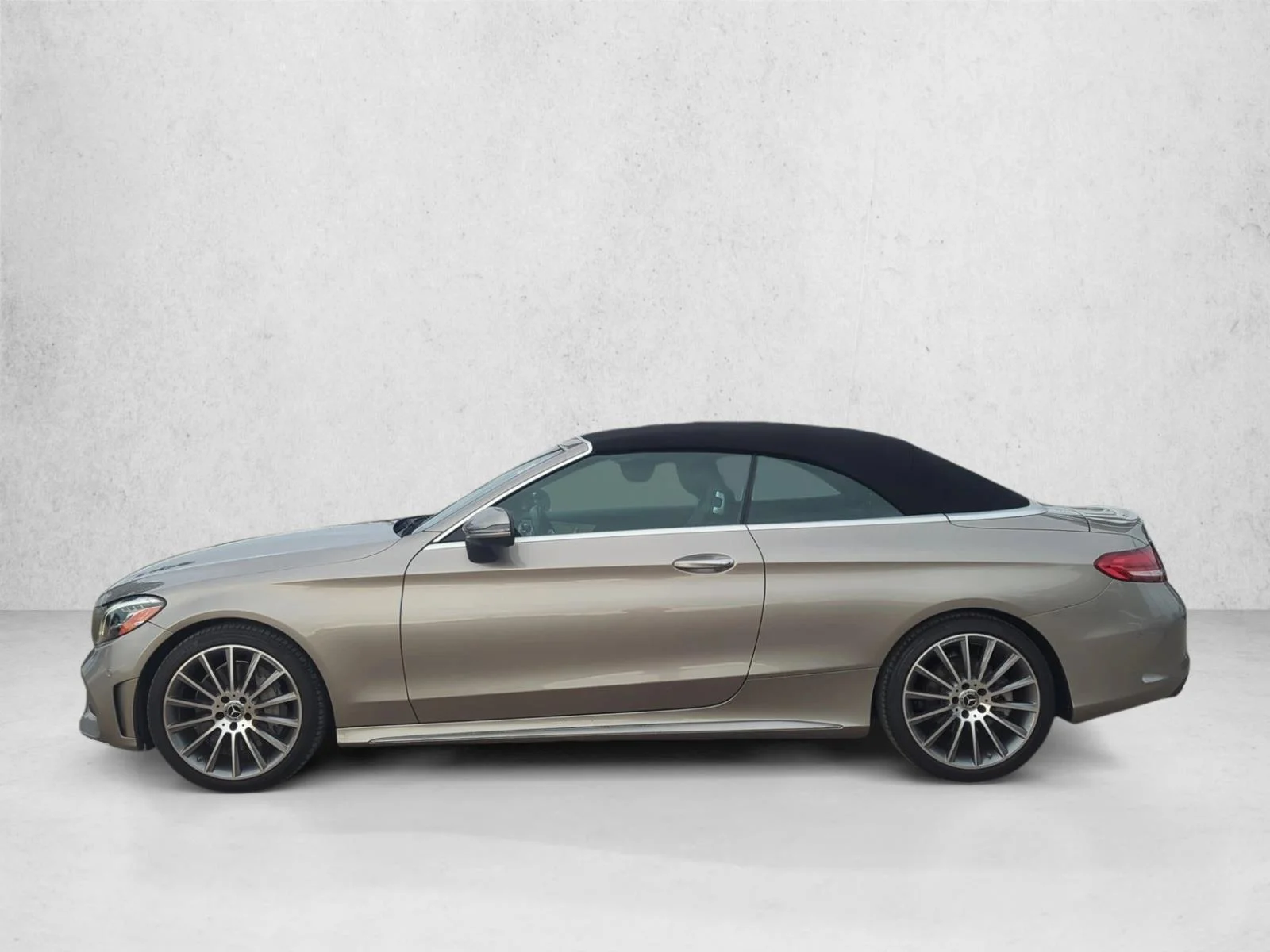 Used 2019 Mojave Silver Metallic Mercedes-Benz C 300 image 6