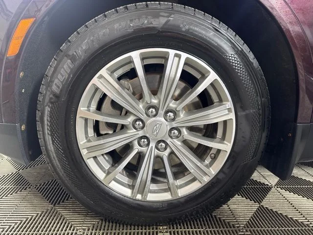 Used 2018 Deep Amethyst Metallic Cadillac Luxury image 10