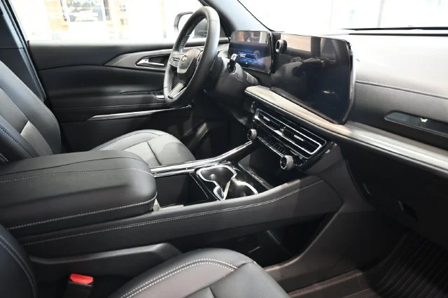 2026 Chevrolet Traverse LT - Photo 14