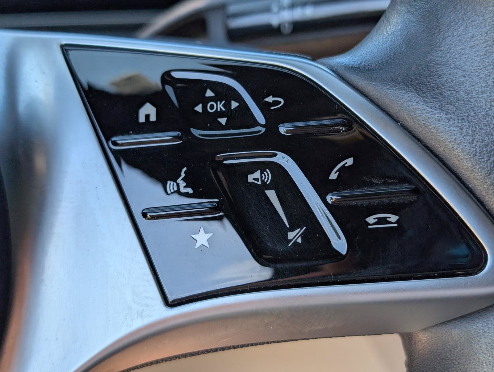 2023 Mercedes-Benz C-Class Sedan C 300 - Photo 23
