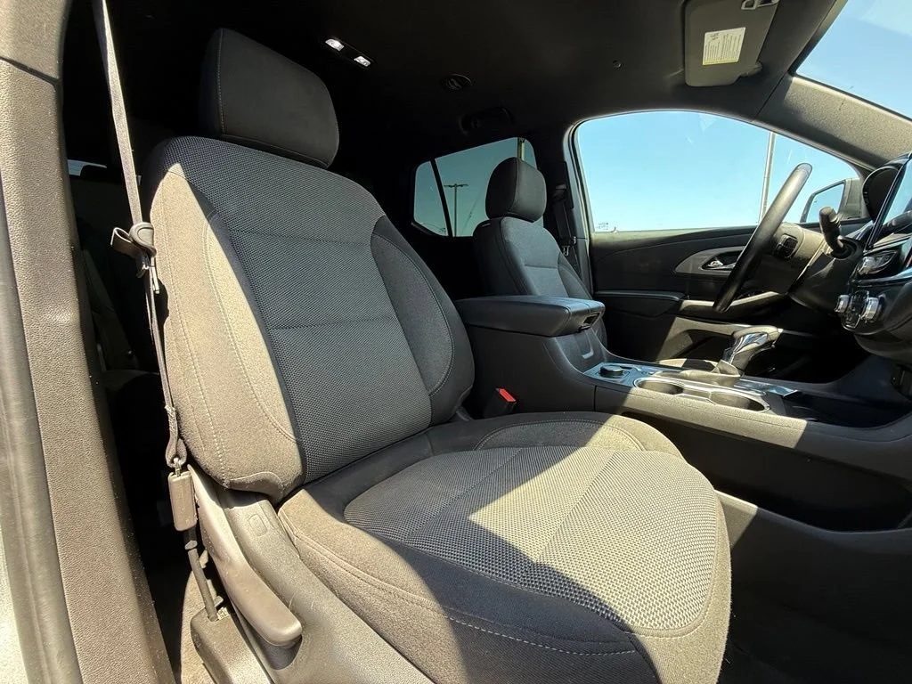Used 2023 Sterling Gray Metallic Chevrolet LT Cloth image 16