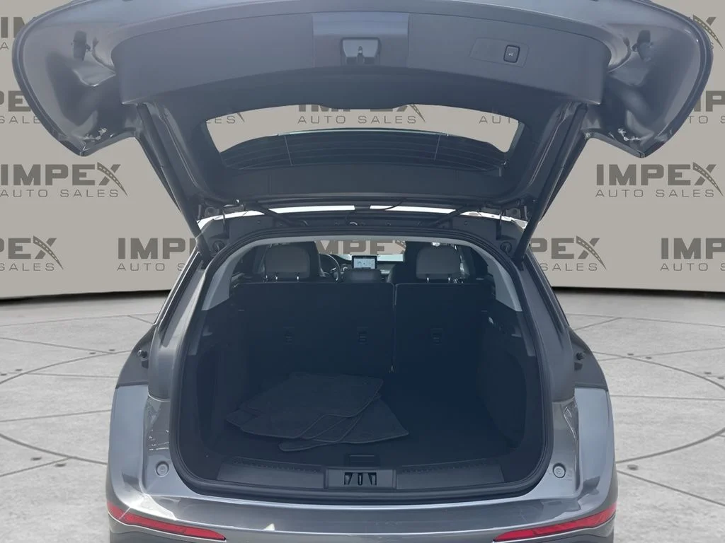Used 2022 Gray Lincoln Standard image 27