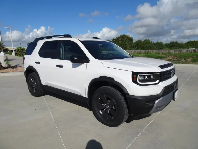 New 2026 Platinum White Pearl Honda RTL image 3