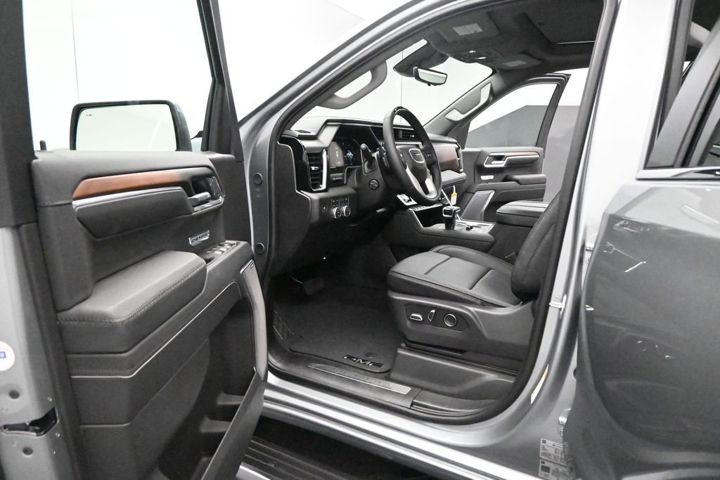 2026 GMC Sierra 1500 Denali - Photo 9