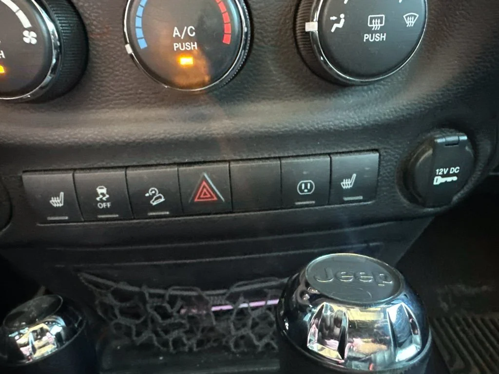 Used 2017 Black Jeep Unlimited Sahara image 14