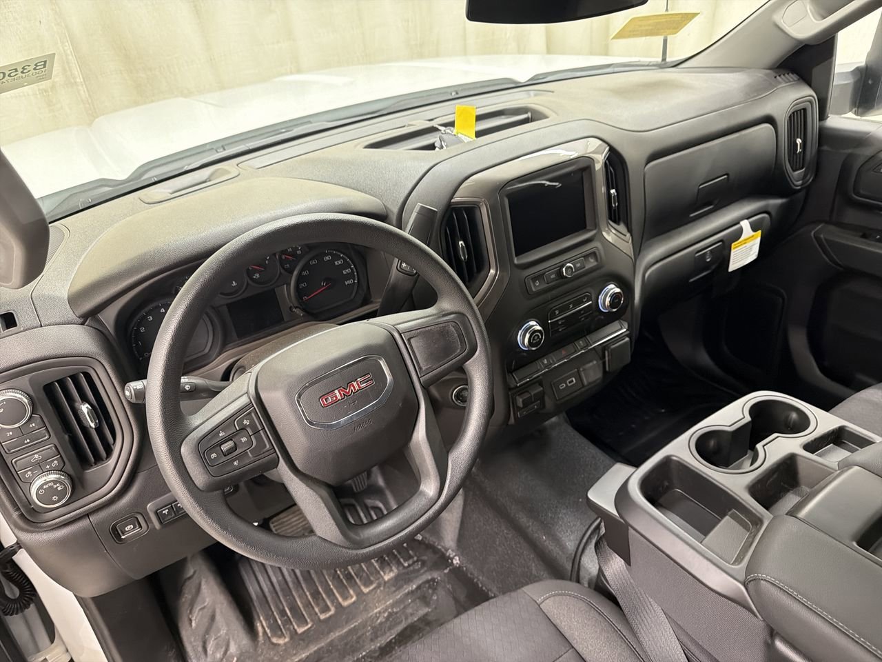 2026 GMC Sierra 3500 Chassis Cab Pro - Photo 12