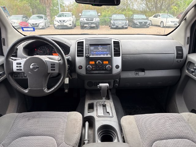 Used 2019 Blue Nissan SV image 12