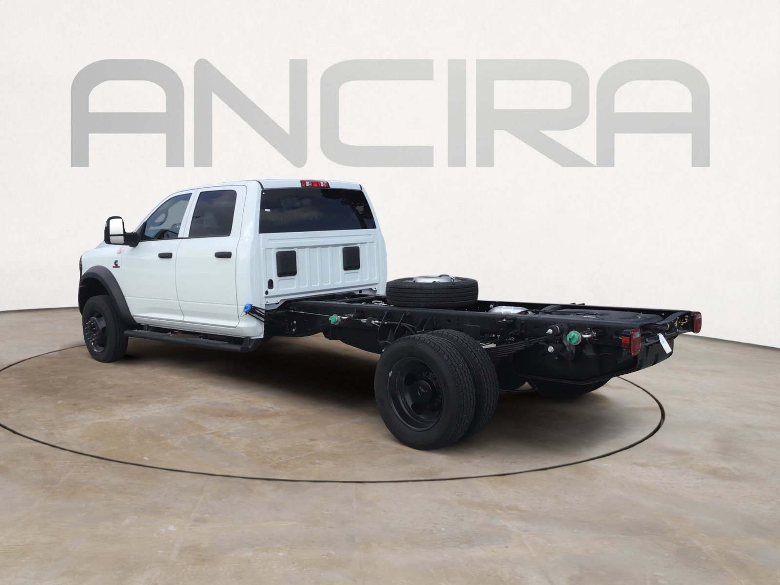 New 2026 Bright White Clearcoat RAM Tradesman image 8