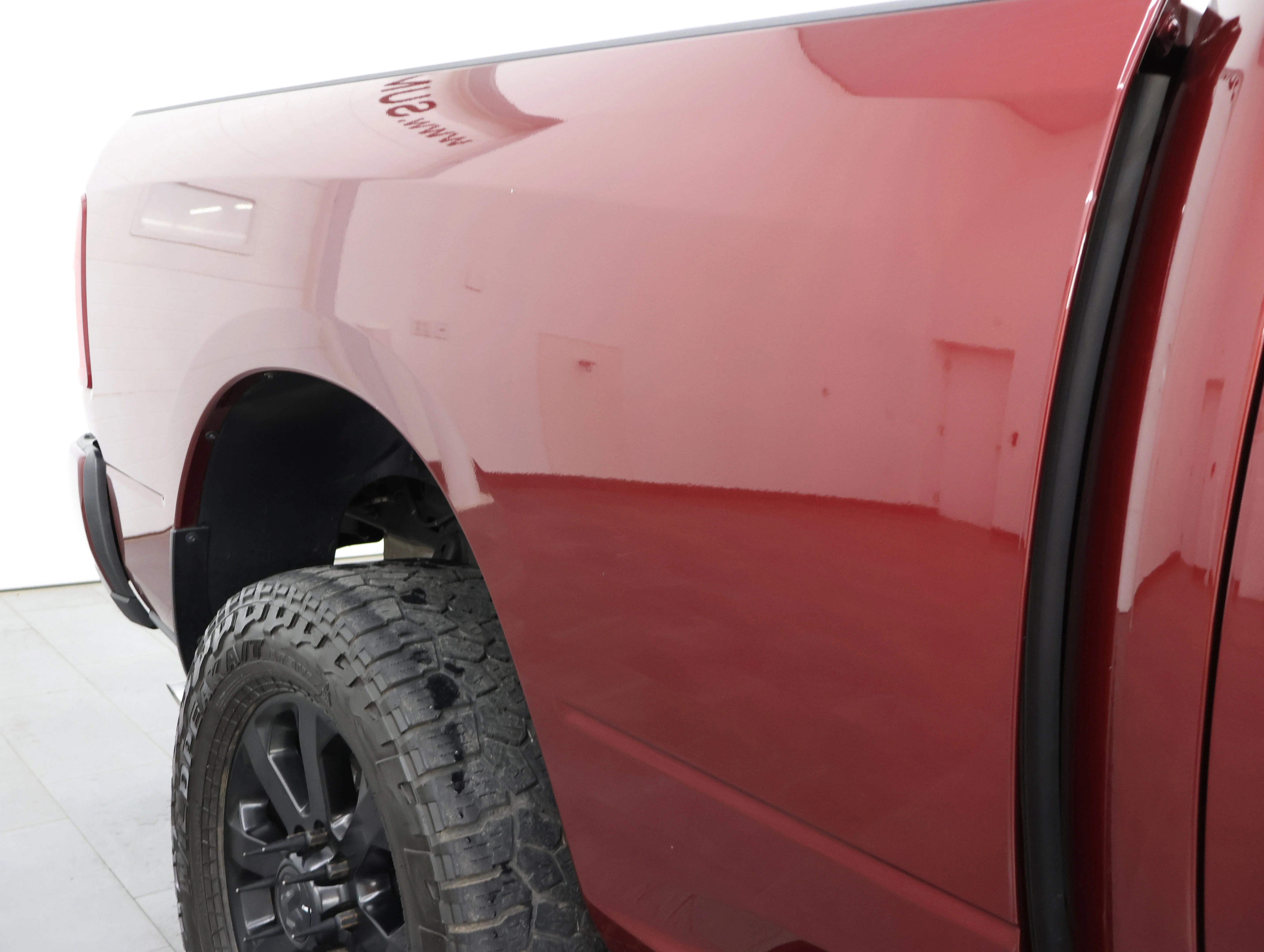 Used 2022 Delmonico Red Pearlcoat Ram Big Horn image 26