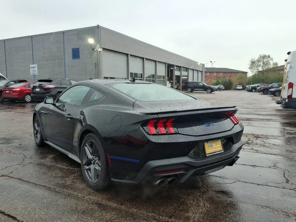 Certified Used 2025 Shadow Black Ford GT Premium image 5