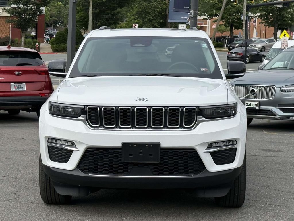 Used 2023 Bright White Clearcoat Jeep Limited image 9