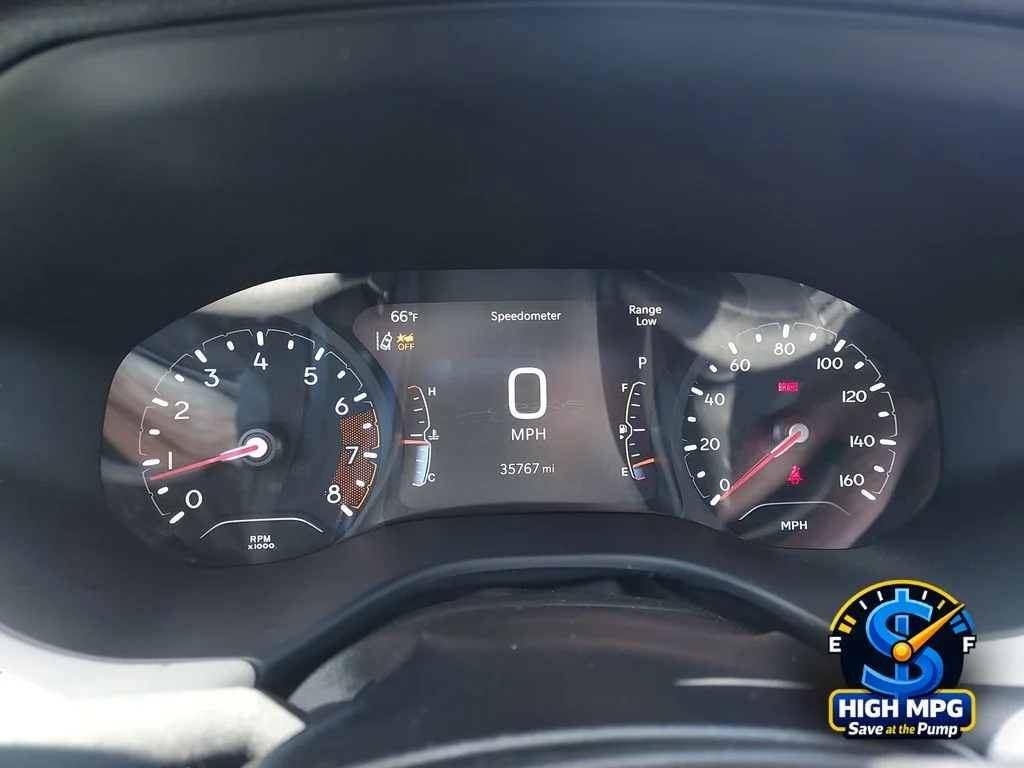 Used 2025 White Jeep Limited image 13