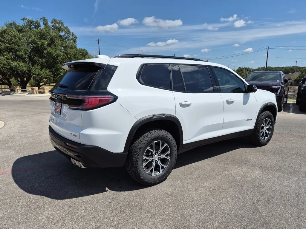 2027 GMC Acadia AT4 - Photo 9