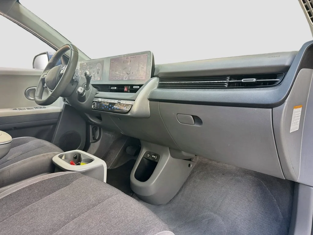 Used 2024 Blue Hyundai SEL image 31