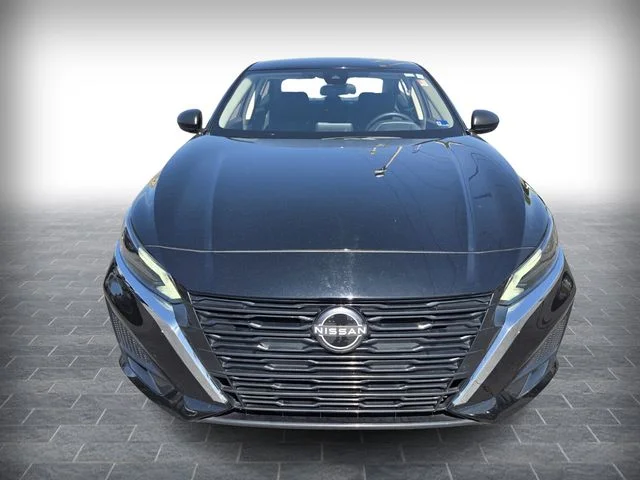 Used 2025 Black Nissan 2.5 SV image 2