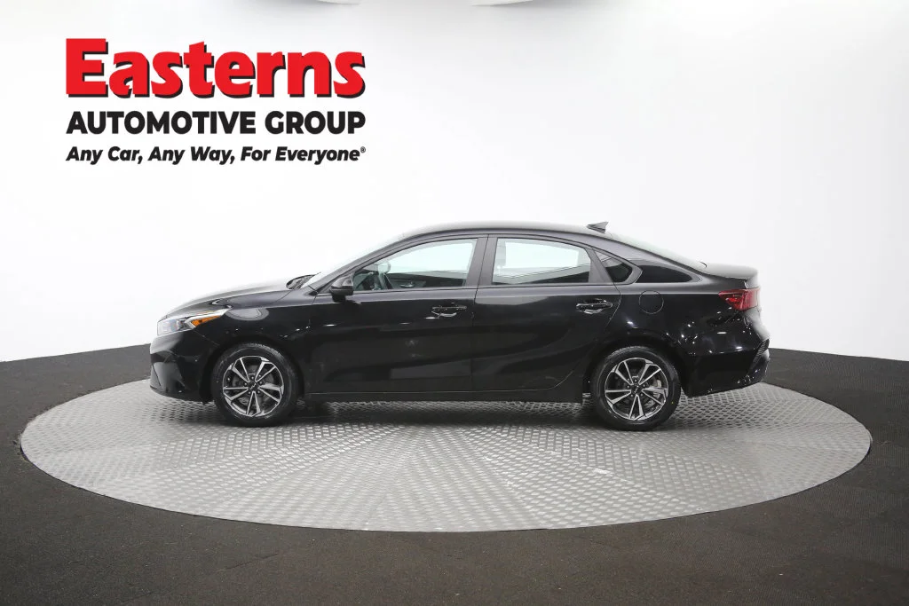 Used 2024 Black Kia LXS image 61
